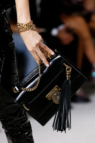 Look 7